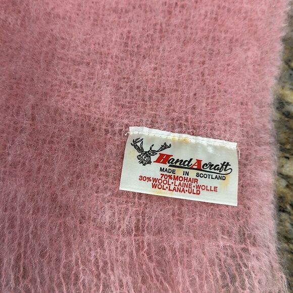 HAND ACRAFT Vintage Mohair Wool Pink Rectangle Scarf - Picture 3 of 6